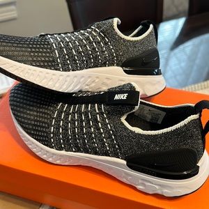 Nike react phantom run flyknit 2